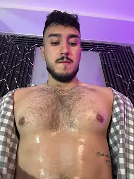 Snapshot of Zionmattis chatting on 03/25/26, 12:38 Zionmattis online show from 03/25/26, 12:38