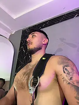 Snapshot of Zionmattis chatting on 03/31/26, 12:01 Zionmattis online show from 03/31/26, 12:01