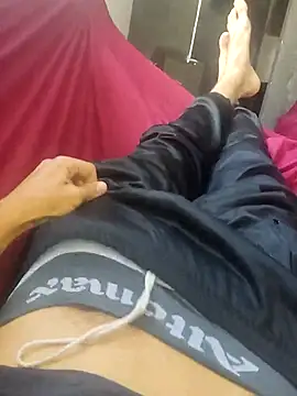 Snapshot of Juliano69xv chatting on 03/12/25, 12:47 Juliano69xv online show from 03/12/25, 12:47