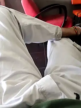 Snapshot of Juliano69xv chatting on 09/08/25, 05:56 Juliano69xv online show from 09/08/25, 05:56