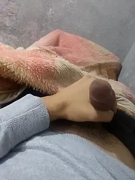 Snapshot of Juliano69xv chatting on 10/09/25, 12:25 Juliano69xv online show from 10/09/25, 12:25