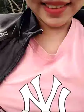 Snapshot of Betty20zx chatting on 12/09/24, 05:29 Betty20zx online show from 12/09/24, 05:29