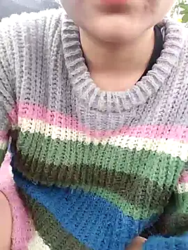 Snapshot of Betty20zx chatting on 12/13/24, 07:15 Betty20zx online show from 12/13/24, 07:15