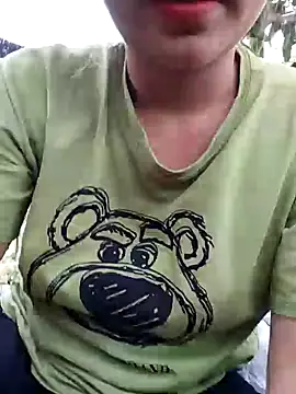 Snapshot of Betty20zx chatting on 12/25/24, 06:20 Betty20zx online show from 12/25/24, 06:20