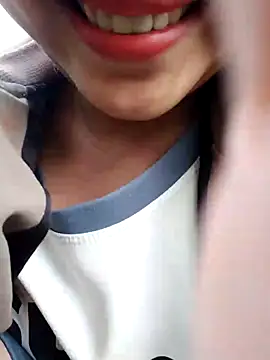 Snapshot of Betty20zx chatting on 12/26/24, 01:29 Betty20zx online show from 12/26/24, 01:29