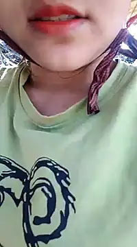 Snapshot of Betty20zx chatting on 01/22/25, 01:53 Betty20zx online show from 01/22/25, 01:53