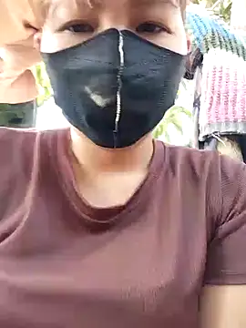 Snapshot of Betty20zx chatting on 03/04/25, 01:23 Betty20zx online show from 03/04/25, 01:23