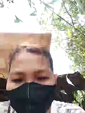 Snapshot of Betty20zx chatting on 03/20/25, 05:13 Betty20zx online show from 03/20/25, 05:13