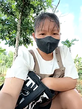 Snapshot of Betty20zx chatting on 10/07/25, 01:03 Betty20zx online show from 10/07/25, 01:03