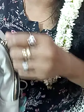 tamil-varshu online show from 12/08/24, 05:55