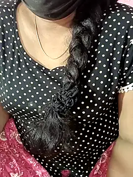 tamil-varshu online show from 12/18/24, 06:25