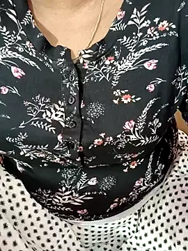 tamil-varshu online show from 12/22/24, 08:25