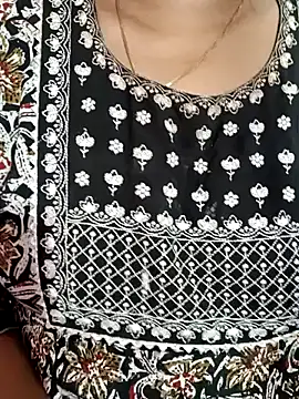 tamil-varshu online show from 01/05/25, 06:24