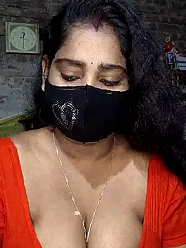 Snapshot of Sagarika-24 chatting on 12/17/25, 06:58 Sagarika-24 online show from 12/17/25, 06:58