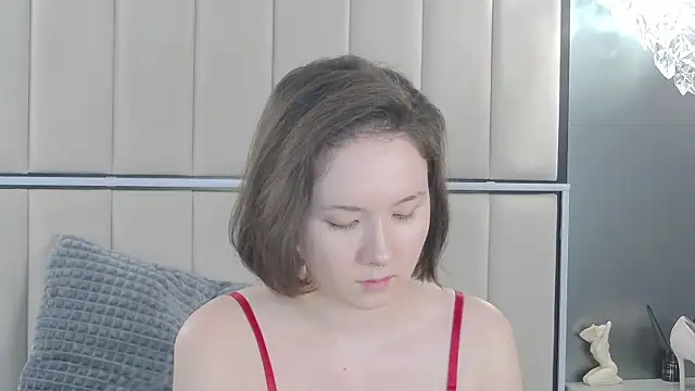 Snapshot of IreneRaye chatting on 01/13/25, 04:39 IreneRaye online show from 01/13/25, 04:39