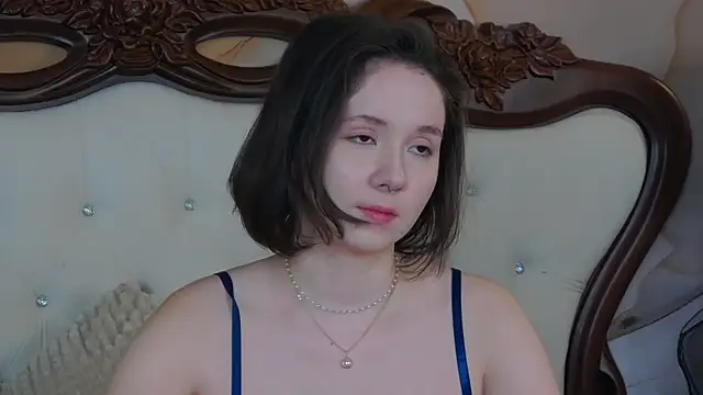 Snapshot of IreneRaye chatting on 02/18/25, 04:48 IreneRaye online show from 02/18/25, 04:48