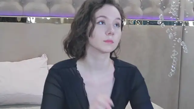 Snapshot of IreneRaye chatting on 03/22/25, 05:49 IreneRaye online show from 03/22/25, 05:49