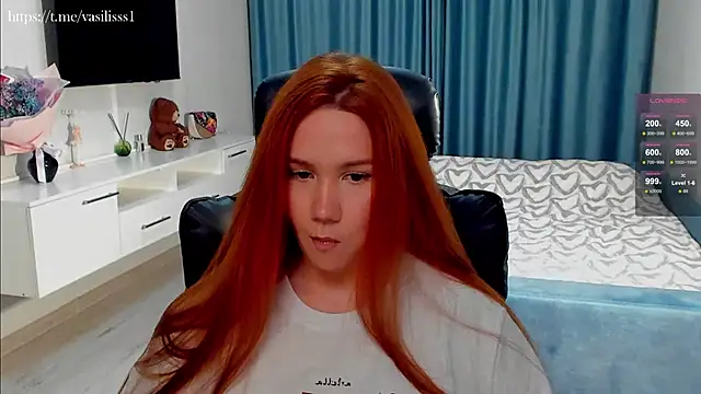 VasilisaHaas online show from 11/18/25, 08:02