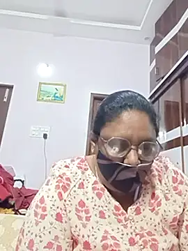 Snapshot of Pushpavathi_78 chatting on 02/08/25, 04:14 Pushpavathi 78 online show from 02/08/25, 04:14