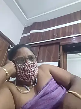 Snapshot of Pushpavathi_78 chatting on 02/11/25, 05:50 Pushpavathi 78 online show from 02/11/25, 05:50