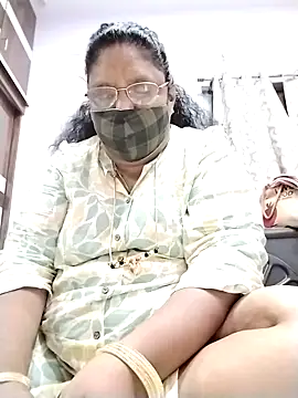Snapshot of Pushpavathi_78 chatting on 09/30/25, 12:48 Pushpavathi 78 online show from 09/30/25, 12:48