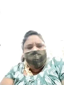 Snapshot of Pushpavathi_78 chatting on 10/12/25, 03:22 Pushpavathi 78 online show from 10/12/25, 03:22