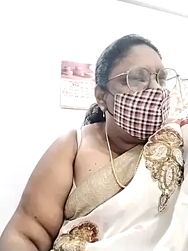 Snapshot of Pushpavathi_78 chatting on 10/21/25, 02:51 Pushpavathi 78 online show from 10/21/25, 02:51
