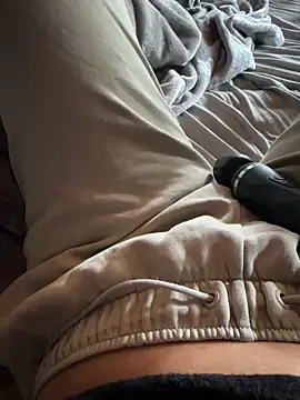 Ana-05 online show from 10/05/25, 01:20