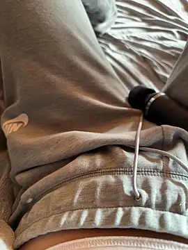 Ana-05 online show from 10/08/25, 10:13