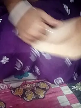 Snapshot of lakey91girl chatting on 02/04/25, 04:29 lakey91girl online show from 02/04/25, 04:29