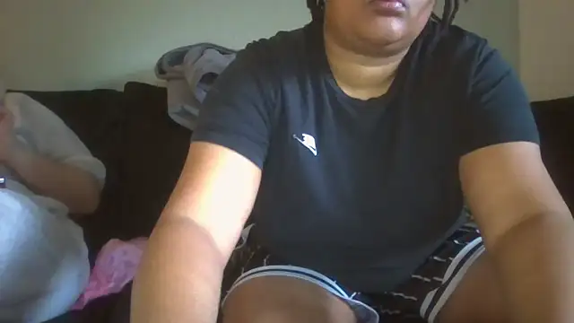 vanilla chocolate23 online show from 12/20/24, 09:54