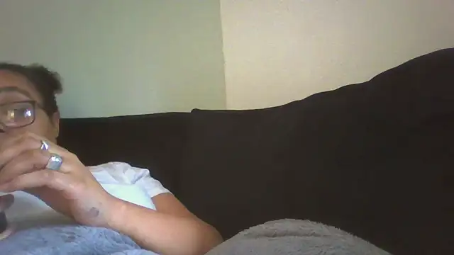 vanilla chocolate23 online show from 02/04/25, 03:36