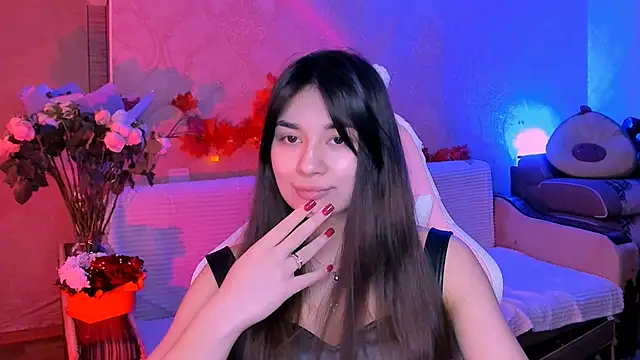 Swee Alicee online show from 02/17/25, 05:36