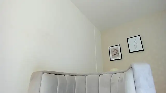 Snapshot of Hellen_coy chatting on 02/16/25, 06:43 Hellen coy online show from 02/16/25, 06:43