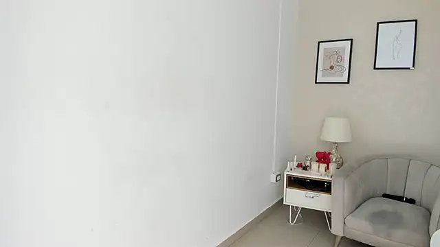 Snapshot of Hellen_coy chatting on 02/26/25, 06:32 Hellen coy online show from 02/26/25, 06:32