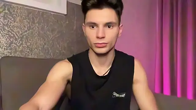 denlover1 online show from 02/28/25, 11:56