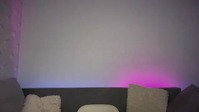 denlover1 online show from 09/18/25, 08:38