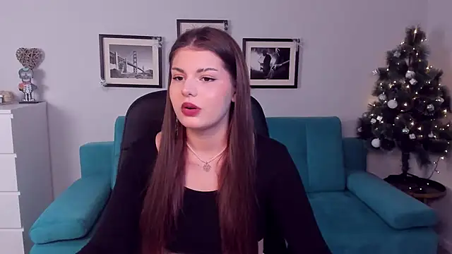 Snapshot of AdeliaKiss chatting on 12/14/24, 05:47 AdeliaKiss online show from 12/14/24, 05:47