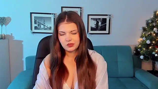 Snapshot of AdeliaKiss chatting on 01/06/25, 05:16 AdeliaKiss online show from 01/06/25, 05:16