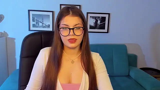 Snapshot of AdeliaKiss chatting on 01/20/25, 07:14 AdeliaKiss online show from 01/20/25, 07:14