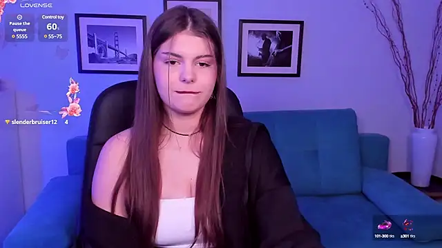 Snapshot of AdeliaKiss chatting on 02/24/25, 01:53 AdeliaKiss online show from 02/24/25, 01:53