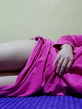 Snapshot of 3ahhd chatting on 03/19/25, 09:27 3ahhd online show from 03/19/25, 09:27