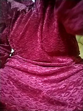 Snapshot of 3ahhd chatting on 11/23/25, 11:37 3ahhd online show from 11/23/25, 11:37