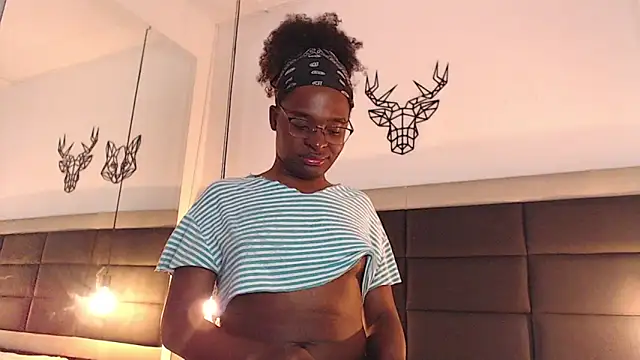 candy lovee69 online show from 01/06/26, 12:20