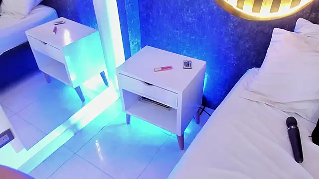 Snapshot of miss10_antonella chatting on 02/06/25, 08:45 miss10 antonella online show from 02/06/25, 08:45