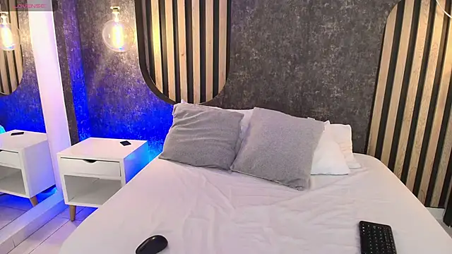 Snapshot of miss10_antonella chatting on 09/28/25, 12:10 miss10 antonella online show from 09/28/25, 12:10