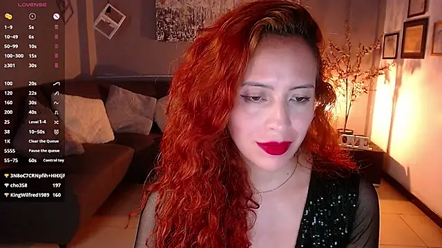 Snapshot of sahra_taylor_ chatting on 03/07/25, 08:55 sahra taylor online show from 03/07/25, 08:55