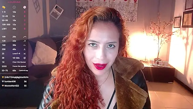 Snapshot of sahra_taylor_ chatting on 03/16/25, 08:54 sahra taylor online show from 03/16/25, 08:54