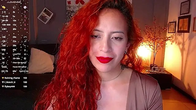 Snapshot of sahra_taylor_ chatting on 03/18/25, 08:15 sahra taylor online show from 03/18/25, 08:15