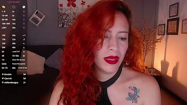 Snapshot of sahra_taylor_ chatting on 03/19/25, 05:17 sahra taylor online show from 03/19/25, 05:17